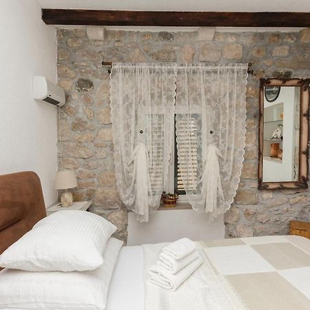 Heritage Palace Listun Makarska Bagian luar foto