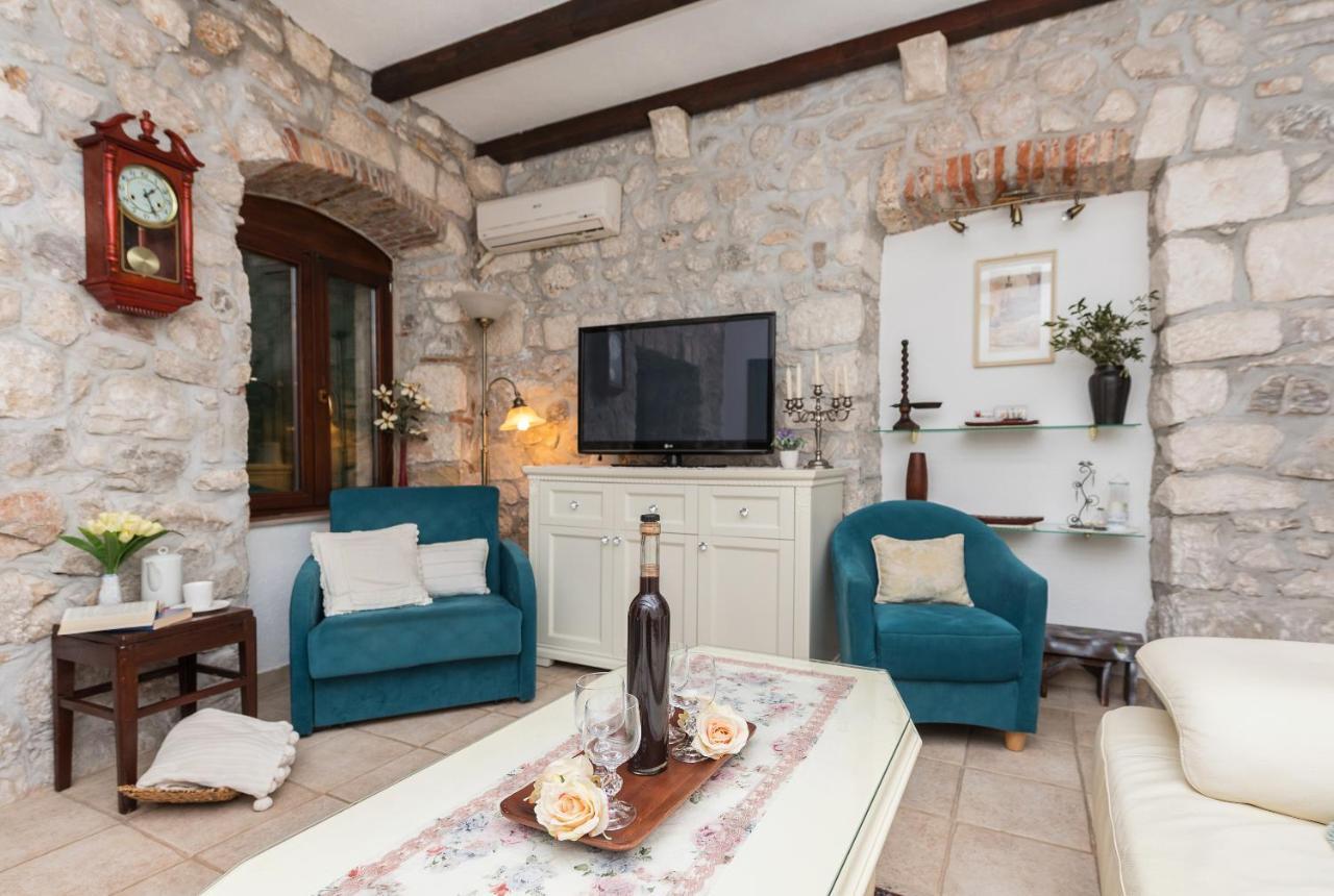 Heritage Palace Listun Makarska Bagian luar foto