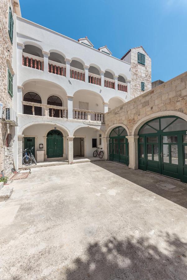Heritage Palace Listun Makarska Bagian luar foto