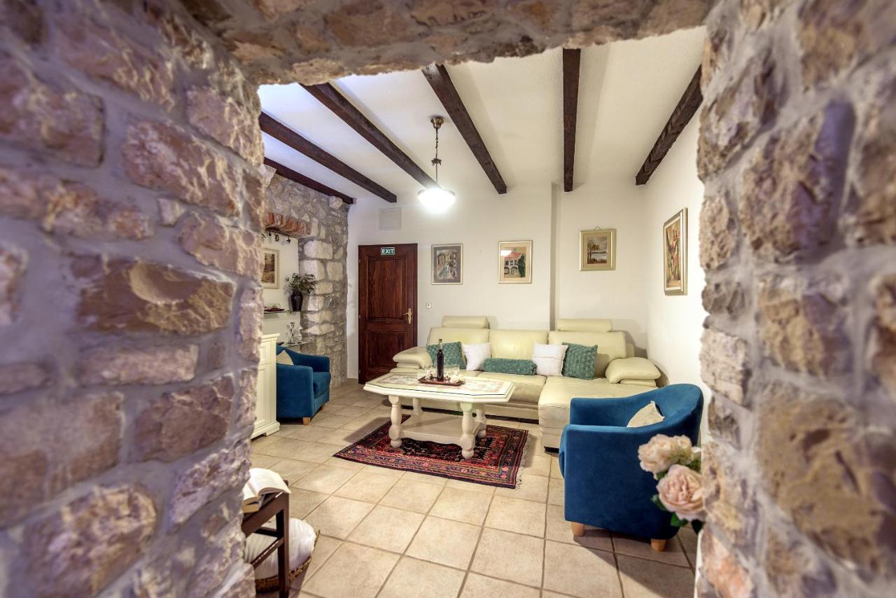 Heritage Palace Listun Makarska Bagian luar foto