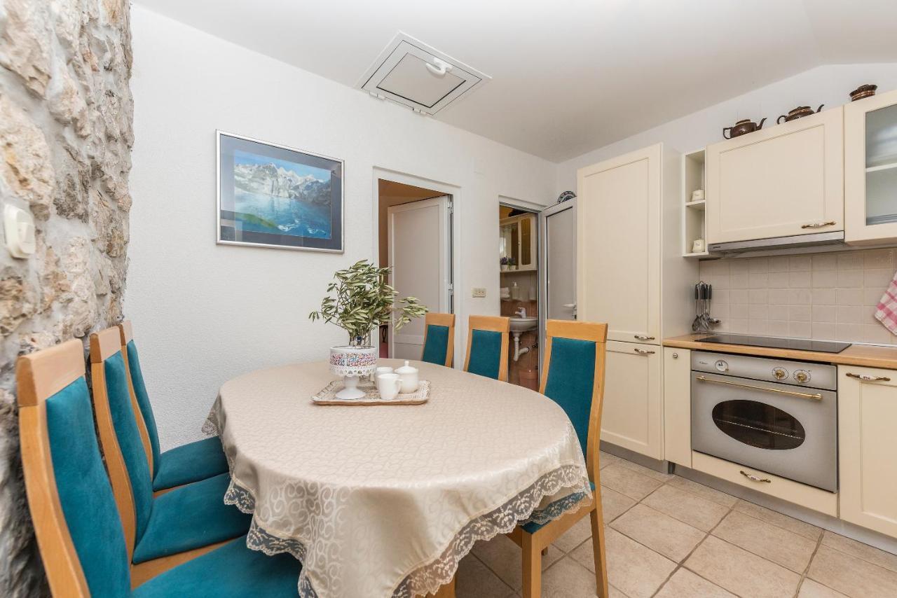 Heritage Palace Listun Makarska Bagian luar foto