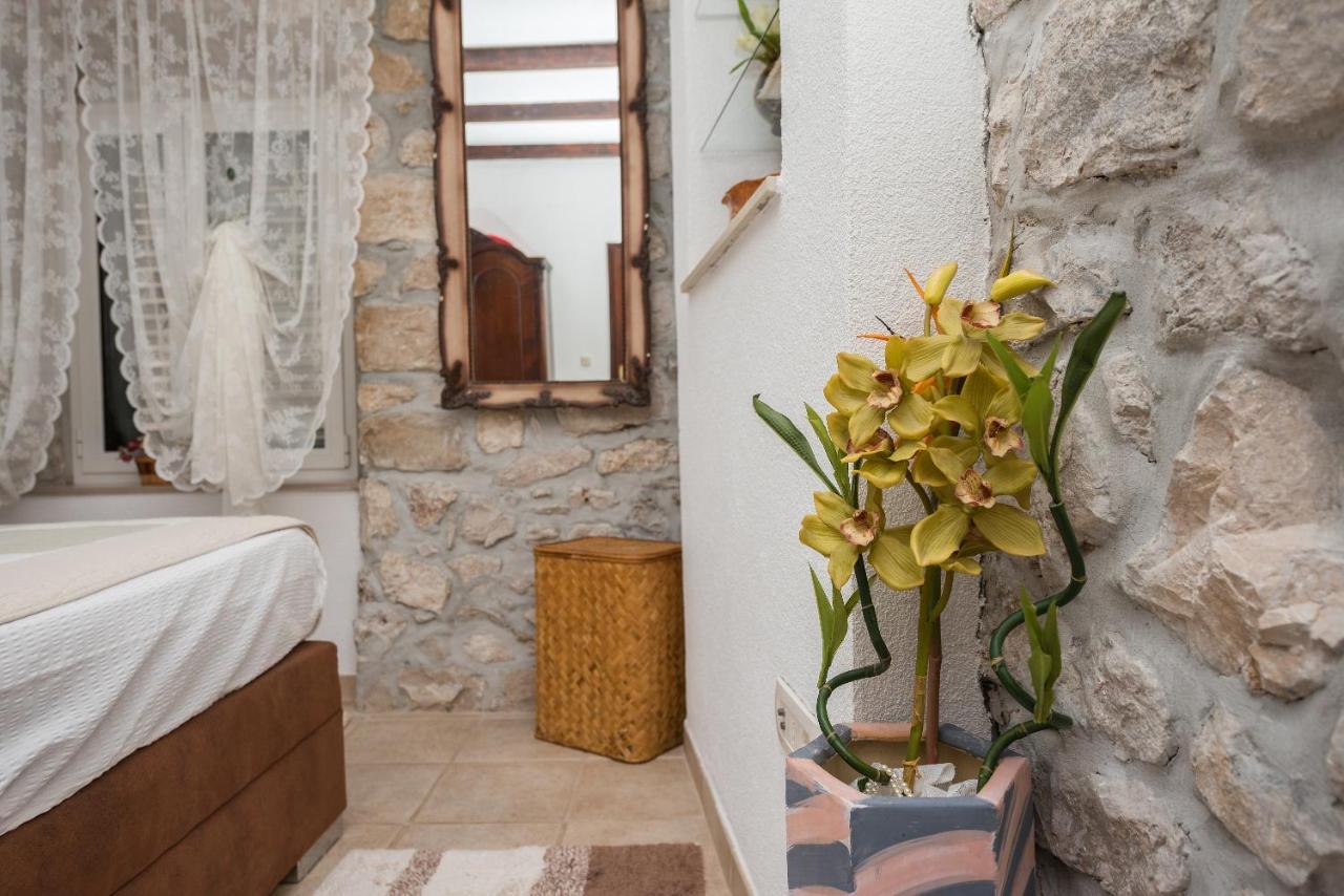Heritage Palace Listun Makarska Bagian luar foto