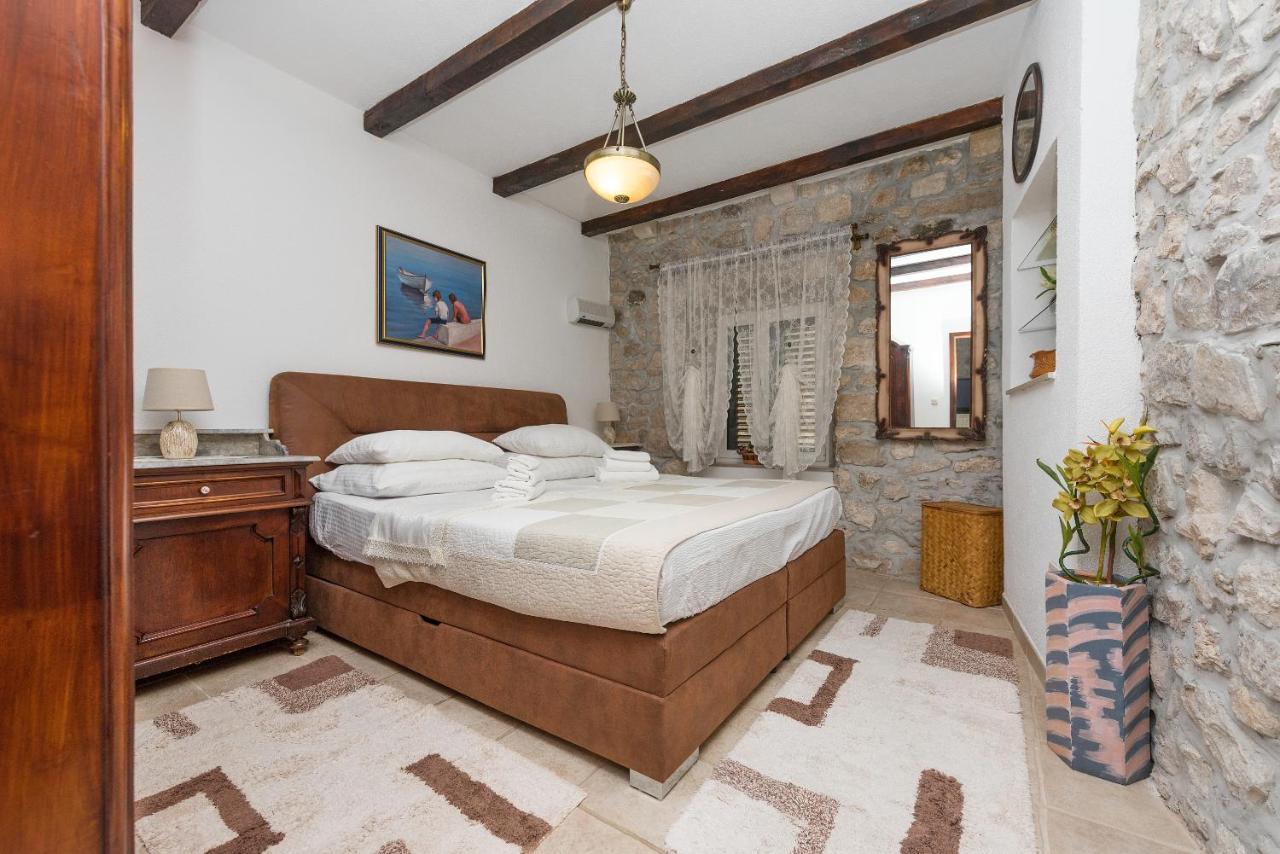 Heritage Palace Listun Makarska Bagian luar foto